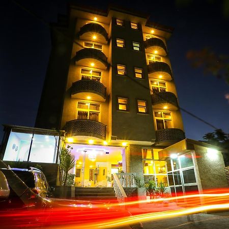 White House Addis Hotel Exterior photo