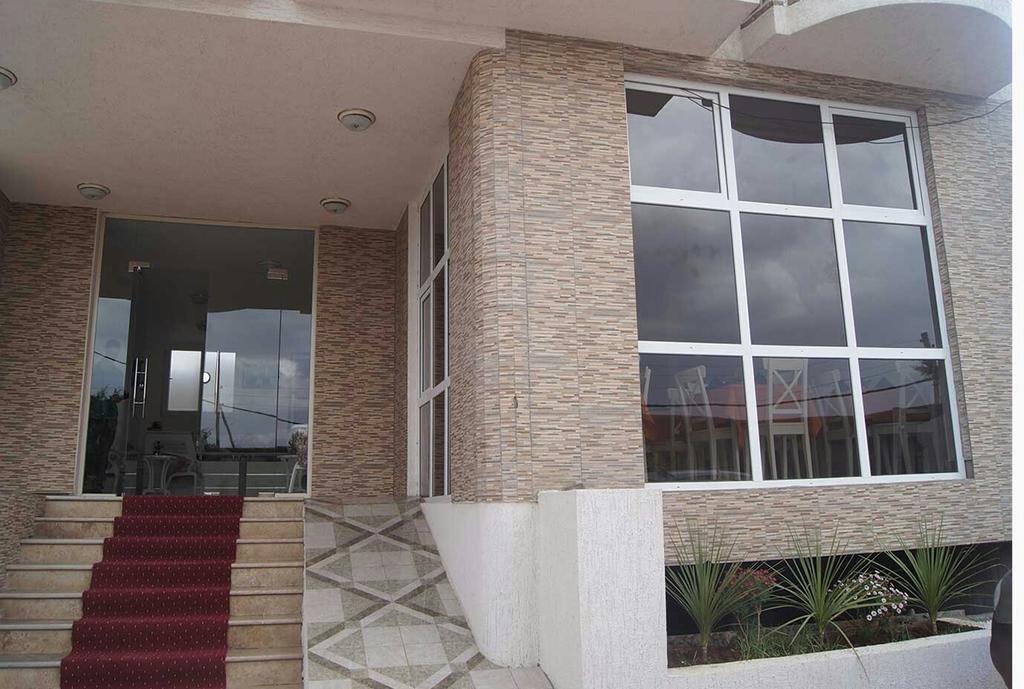 White House Addis Hotel Exterior photo